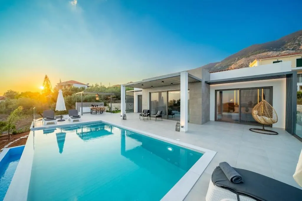 The Dukes Villa Lassi  Grecia